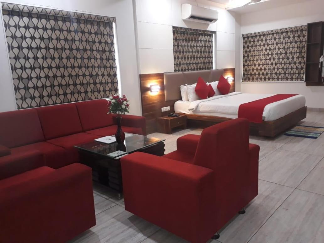 The Grand Vardhman Hotel Morbi Eksteriør billede